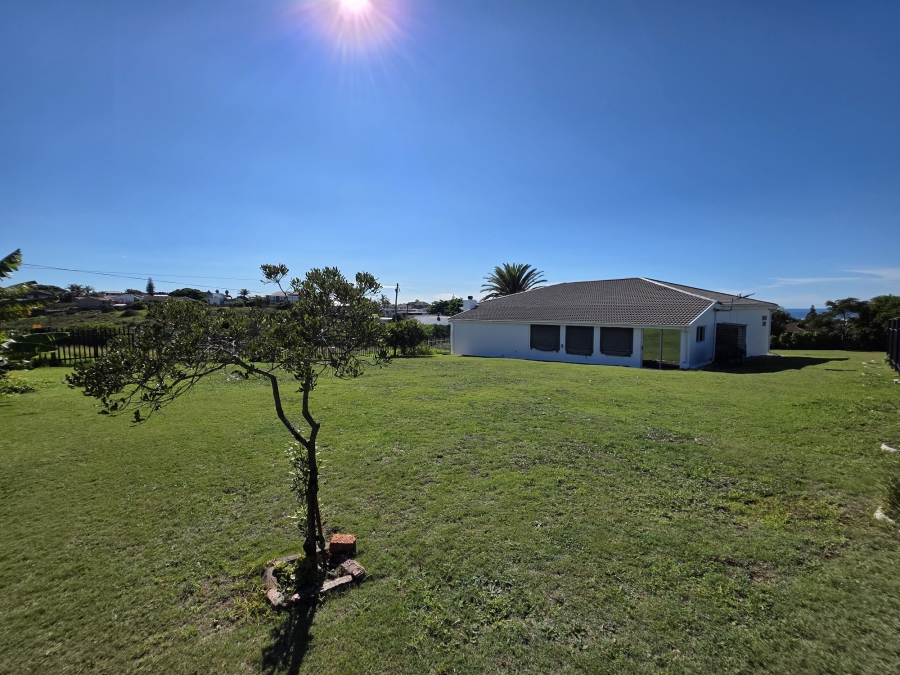 4 Bedroom Property for Sale in C Place Eastern Cape